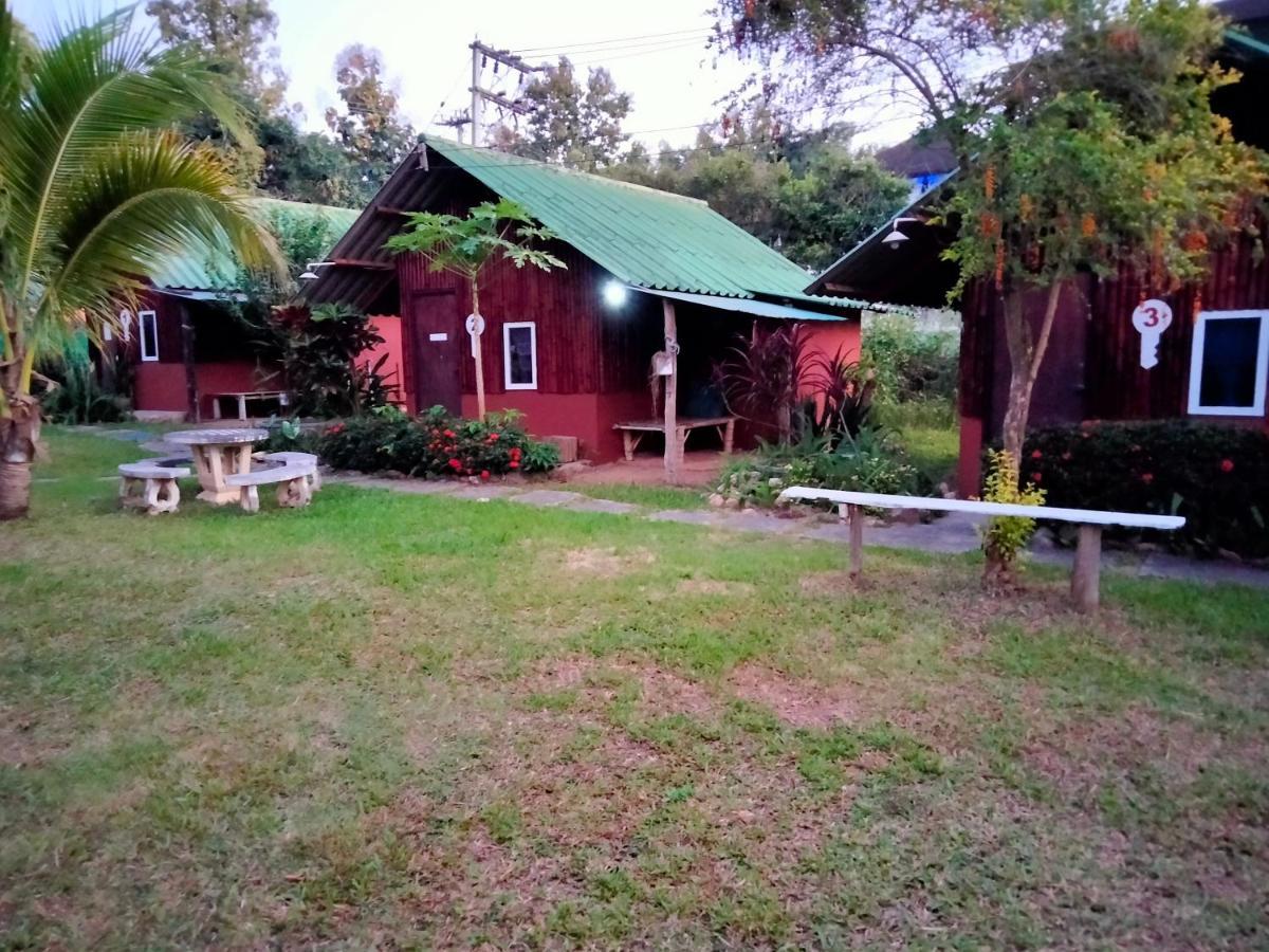 Rainbow House Pai Hotel Luaran gambar
